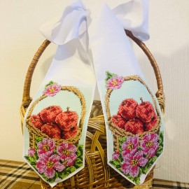 Бантик з яблуками