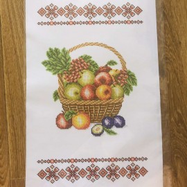 Рушник до спаса з кошиком фруктів